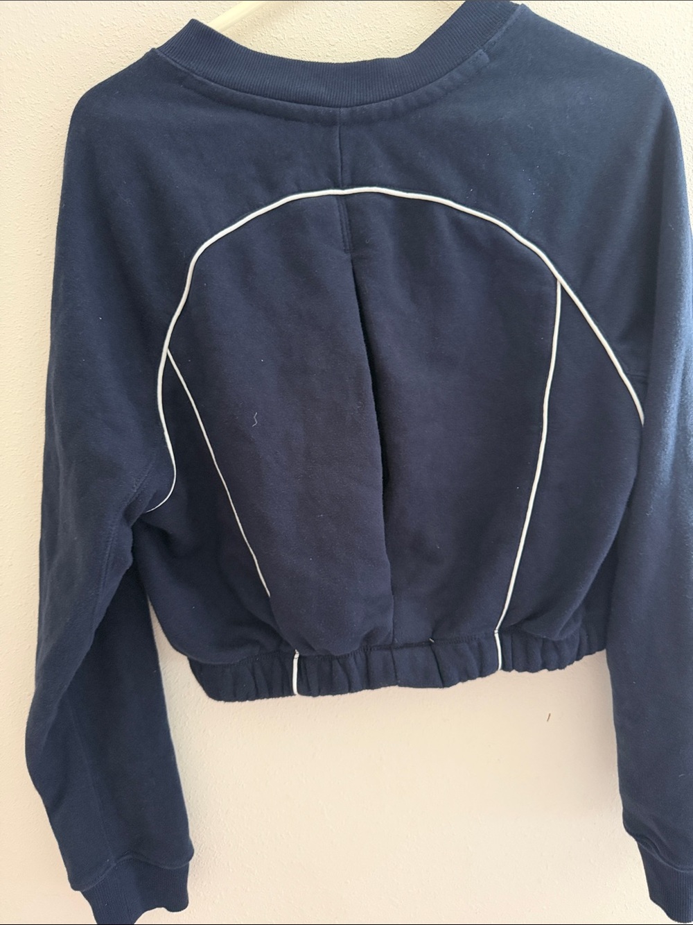 FP movement Navy cropped 
Pullover with Ribbed Collar - Picture 5 of 5